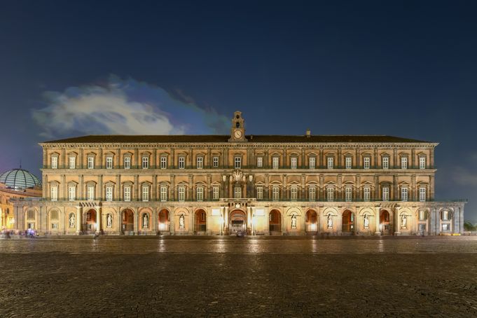 Recorrido turístico con paradas libres por la ciudad de Nápoles