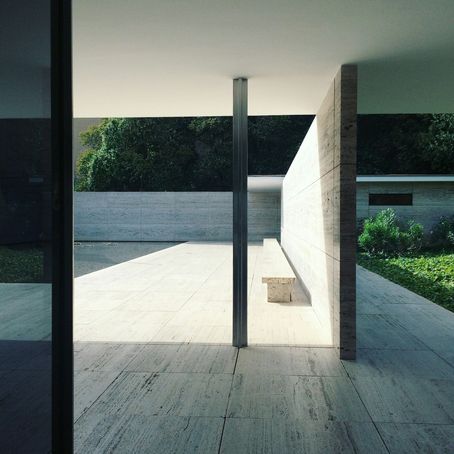 Mies Van Der Rohe